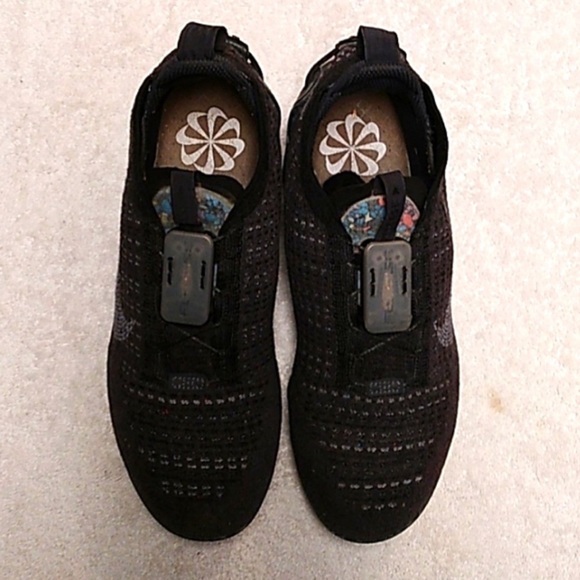 Women’s Nike Vapormaxx 2020 - Picture 2 of 8